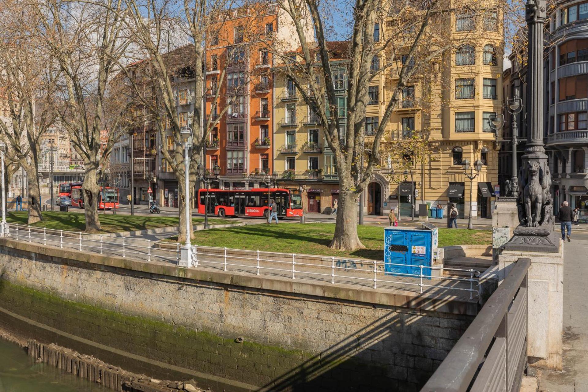 Riverside Old Town By Next Stop Appartement Bilbao